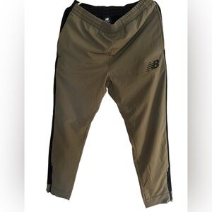 NWOT New Balance Fleece Lined Sweatpants